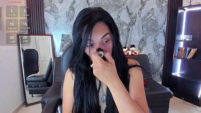 Snapshot of Carlota_milf_30 chatting on 12/07/24, 06:37 Carlota milf 30 online show from 12/07/24, 06:37