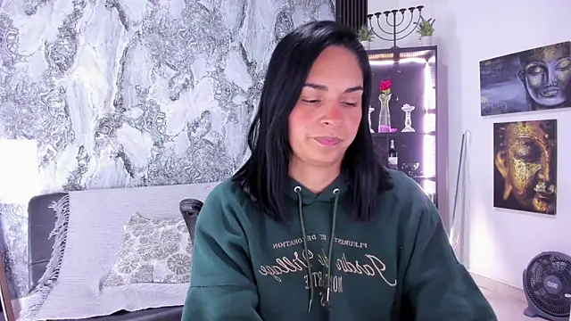 Snapshot of Carlota_milf_30 chatting on 11/16/25, 02:55 Carlota milf 30 online show from 11/16/25, 02:55