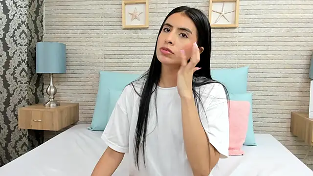 IssabellaLopez online show from 12/20/24, 10:54