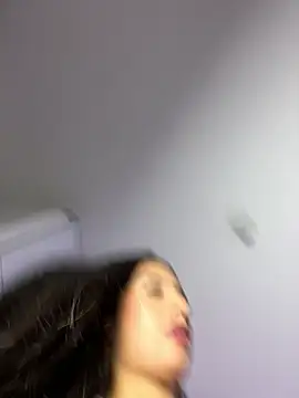 IssabellaLopez online show from 05/27/26, 04:37
