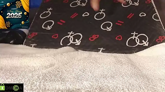 mikellwilliams10 online show from 12/31/24, 12:15