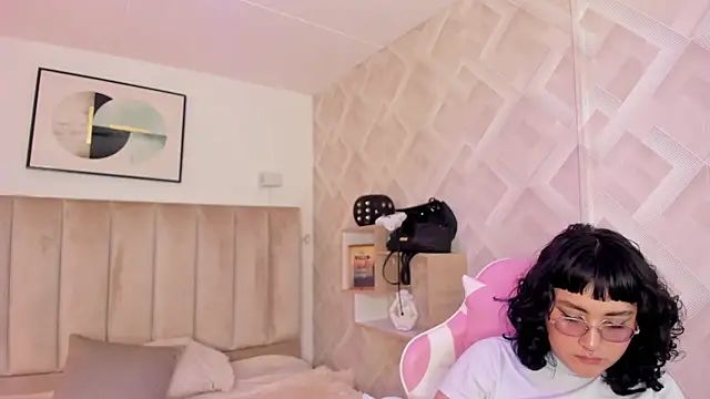 Haru Bonny online show from 01/15/26, 07:39