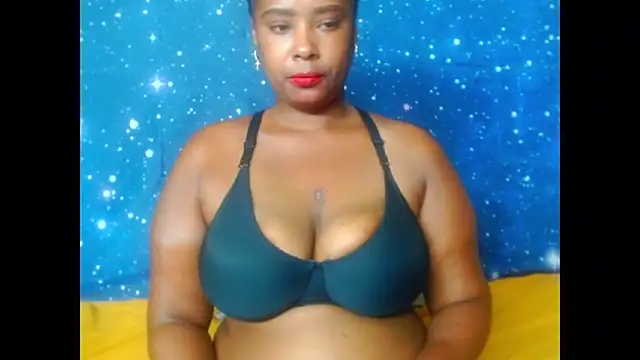 Snapshot of 2Sweetysmile chatting on 03/07/25, 08:11 2Sweetysmile online show from 03/07/25, 08:11