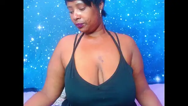 Snapshot of 2Sweetysmile chatting on 03/19/25, 11:17 2Sweetysmile online show from 03/19/25, 11:17