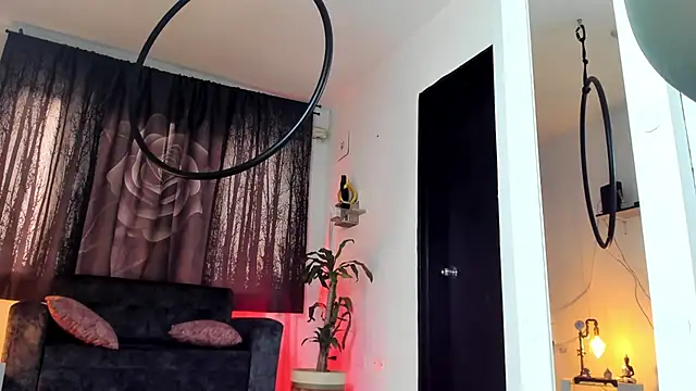 Alaia Love77 online show from 11/17/25, 10:15