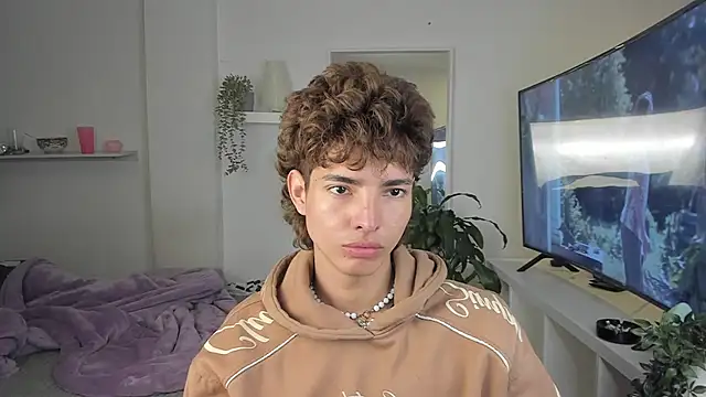 santy-kitty online show from 11/22/25, 04:00