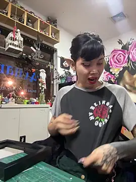 EemaHaruki online show from 12/10/24, 02:05