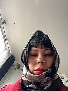 EemaHaruki online show from 11/19/25, 04:51