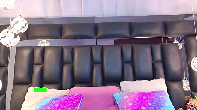 AlliciaKim online show from 02/06/25, 07:07