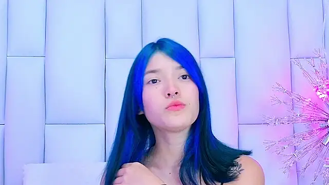 AlliciaKim online show from 03/04/25, 07:11