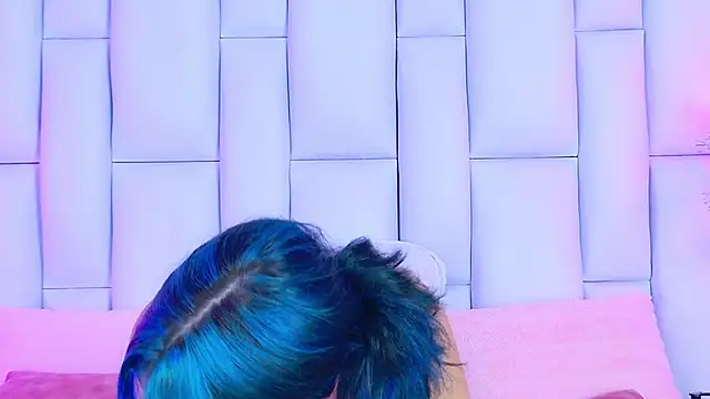 AlliciaKim online show from 03/16/25, 10:42