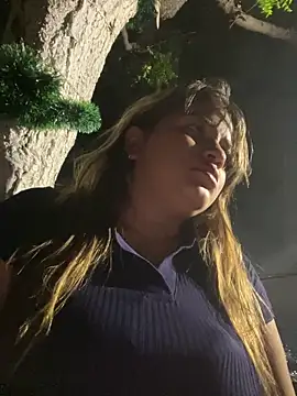 perlita05 online show from 02/04/26, 01:11