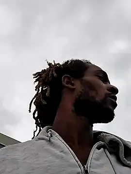 Snapshot of gwadaa9 chatting on 01/14/25, 12:56 gwadaa9 online show from 01/14/25, 12:56