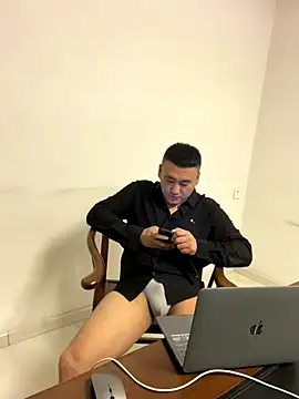 ShaoZian 1 online show from 10/17/25, 04:53