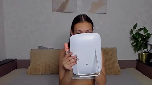 Snapshot of ChloeTeles_ chatting on 01/12/25, 04:10 ChloeTeles online show from 01/12/25, 04:10