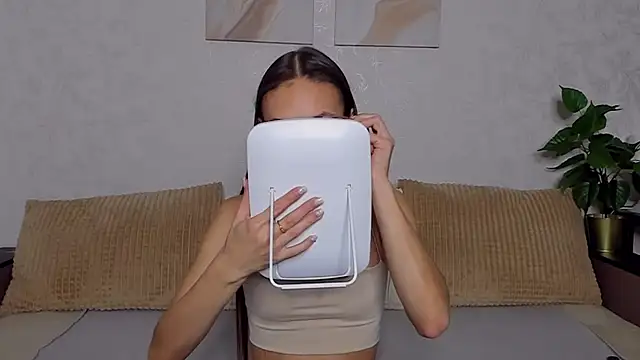 Snapshot of ChloeTeles_ chatting on 01/18/25, 04:15 ChloeTeles online show from 01/18/25, 04:15