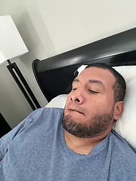 elamante03 online show from 04/20/26, 05:26