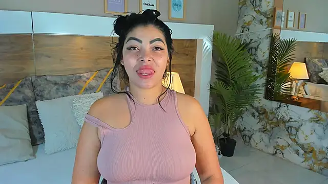 EmaBakker online show from 02/22/25, 10:51