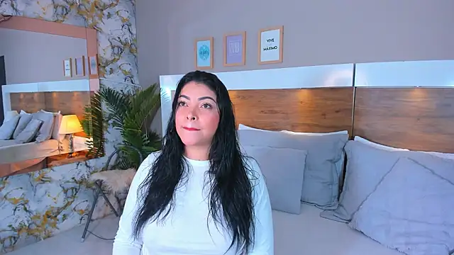 EmaBakker online show from 02/25/26, 10:47