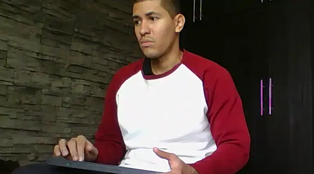 Sexylatin64 online show from 03/07/25, 03:07