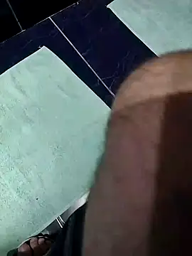 Snapshot of lm279 chatting on 02/06/25, 03:41 lm279 online show from 02/06/25, 03:41