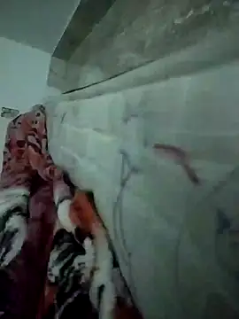 Snapshot of lm279 chatting on 02/23/25, 08:22 lm279 online show from 02/23/25, 08:22