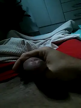 Snapshot of lm279 chatting on 09/22/25, 09:44 lm279 online show from 09/22/25, 09:44