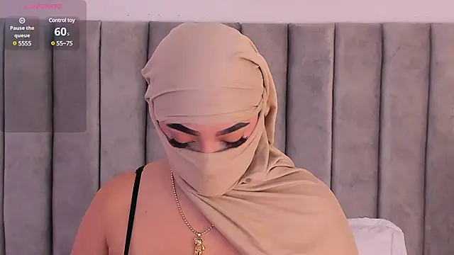 Snapshot of _malih_ chatting on 12/12/24, 12:33 malih online show from 12/12/24, 12:33