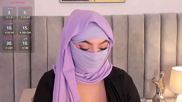 Snapshot of _malih_ chatting on 01/28/25, 12:22 malih online show from 01/28/25, 12:22