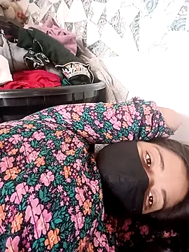 Snapshot of Mahi_Baby25 chatting on 09/19/25, 03:30 Mahi Baby25 online show from 09/19/25, 03:30