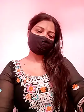 Snapshot of Mahi_Baby25 chatting on 12/17/25, 09:04 Mahi Baby25 online show from 12/17/25, 09:04