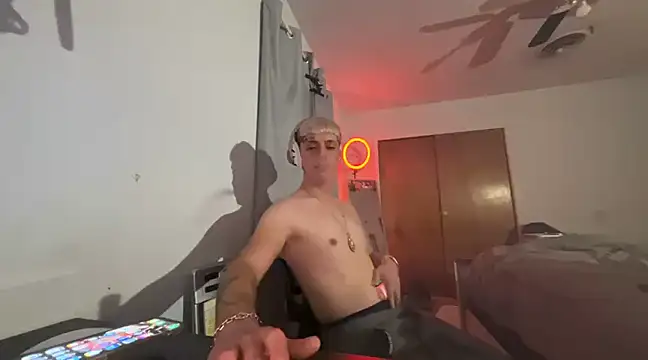 twentywithafelonyy online show from 12/05/24, 10:44