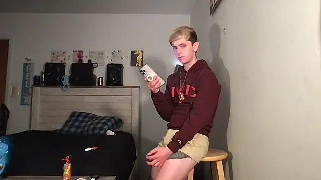 twentywithafelonyy online show from 02/04/25, 10:54