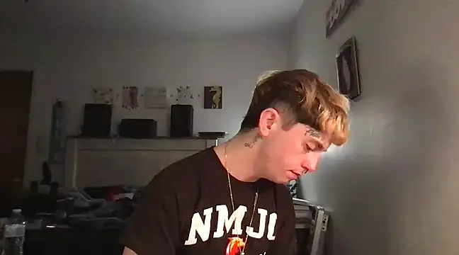 twentywithafelonyy online show from 03/04/25, 04:06