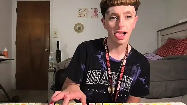 twentywithafelonyy online show from 09/25/25, 07:23