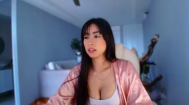 auroracaruso11 online show from 03/01/25, 04:00