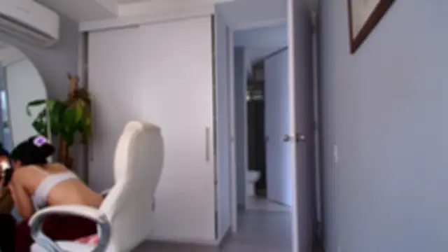 auroracaruso11 online show from 10/21/25, 08:09