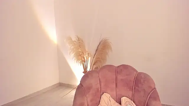 amelie murphy  online show from 03/17/26, 04:43