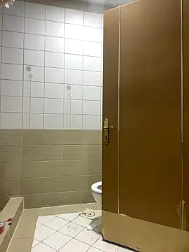 Layla-daloua online show from 01/10/26, 11:12