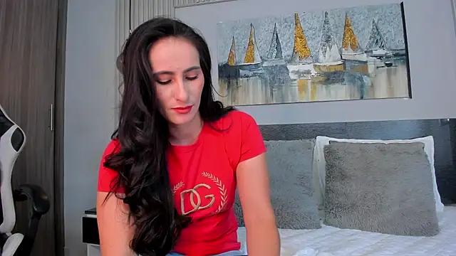 SaraGomez1 online show from 07/02/26, 03:40