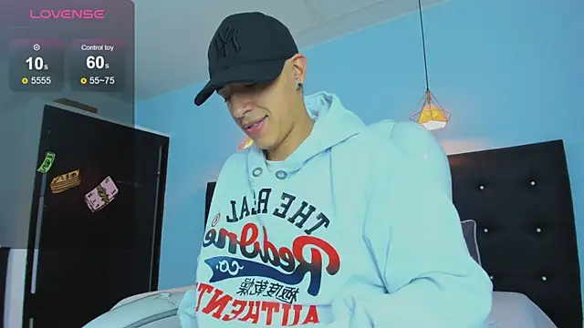 Lobo 17  online show from 11/13/25, 03:49