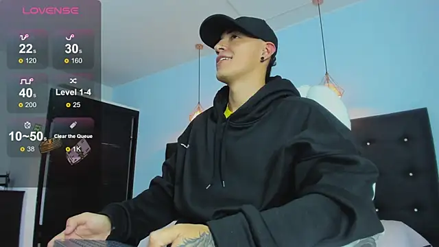 Lobo 17  online show from 11/14/25, 03:16