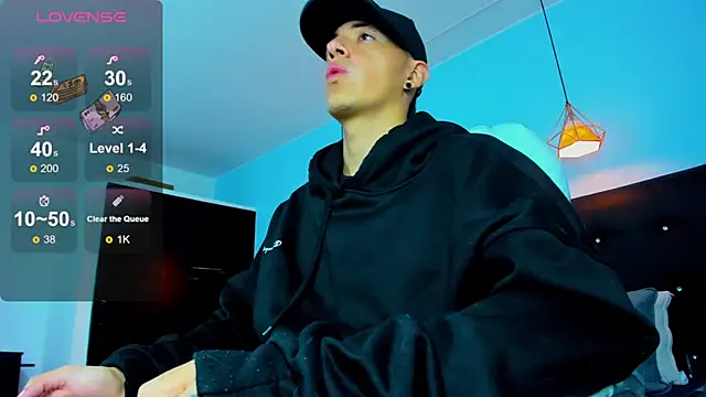 Lobo 17  online show from 11/21/25, 03:38