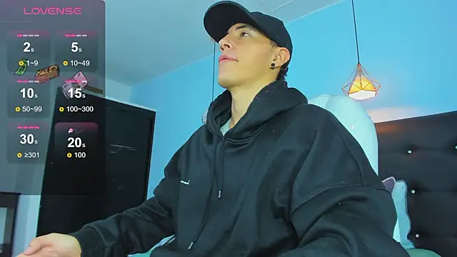 Lobo 17  online show from 01/17/26, 03:22