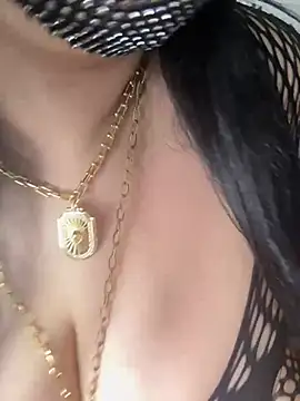 belquiis online show from 02/15/26, 10:36