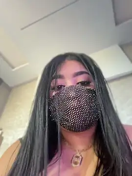 belquiis online show from 04/12/26, 01:05