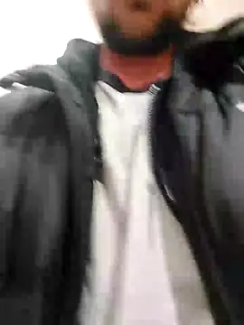 QcMisterv13 online show from 12/23/25, 01:25