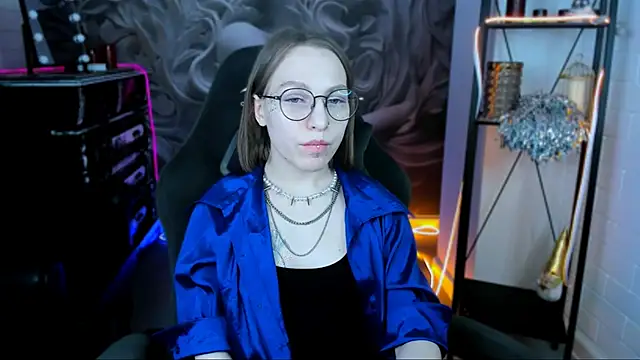 AphexQueen online show from 01/24/25, 12:20