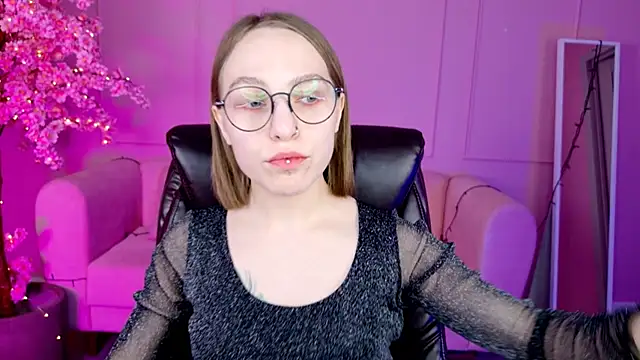 AphexQueen online show from 01/28/25, 04:19