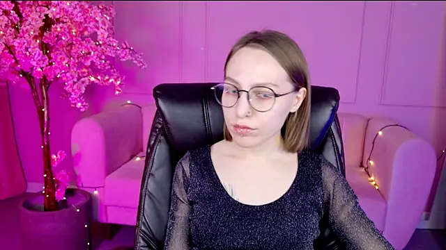 AphexQueen online show from 01/28/25, 07:21